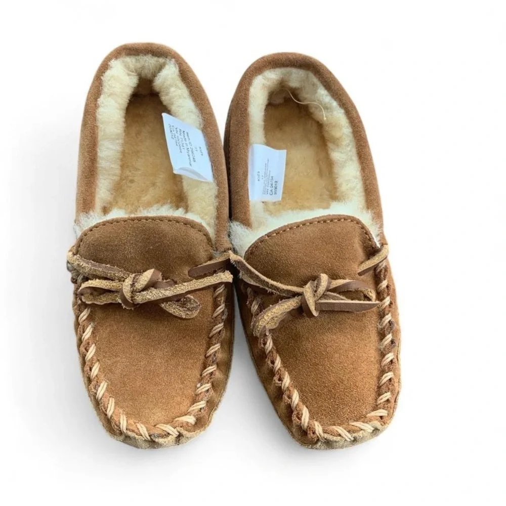 L.L. Bean wicked good brown Tan Suede wool shearling Kids' Slippers size 11 NWOT